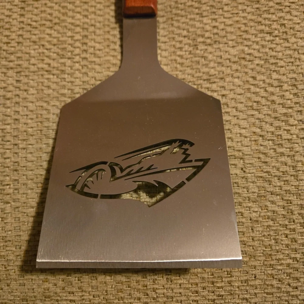 New Memphis Showboats Grilling Spatula American Football UFL Wooden Logo Silver